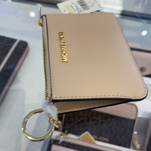 Michael Kors Jet Set Travel Small Leather Top Zip Coin Pouch With ID
